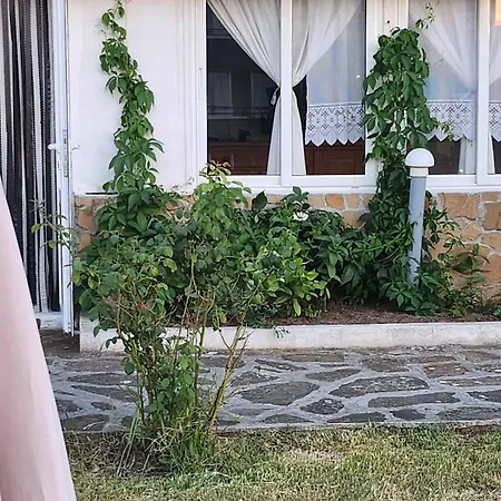 Semesterbostad Maria *